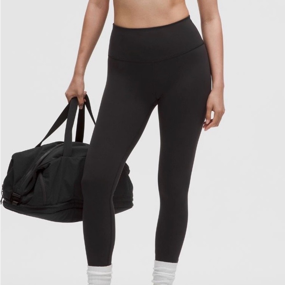Lululemon Wunder-Train High-Rise Tight - Black - Size 4 - NWOTs - 25” - Picture 2 of 4